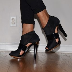 Women's Black Luichiny High Heel Sandal Size 10